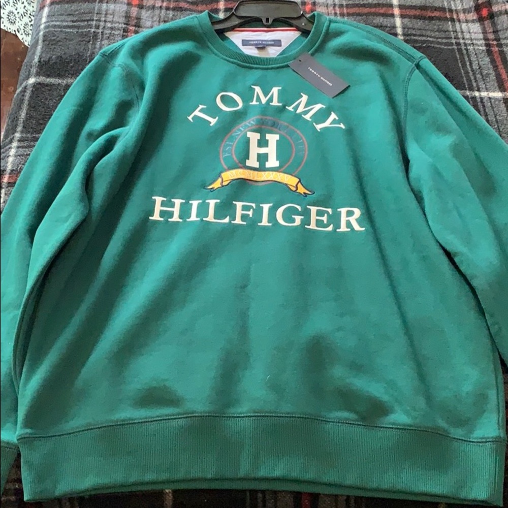 Green Tommy Hilfiger Sweatshirt
